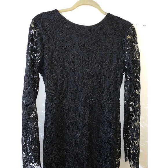 Lace dress drape low back - Picture 2 of 6